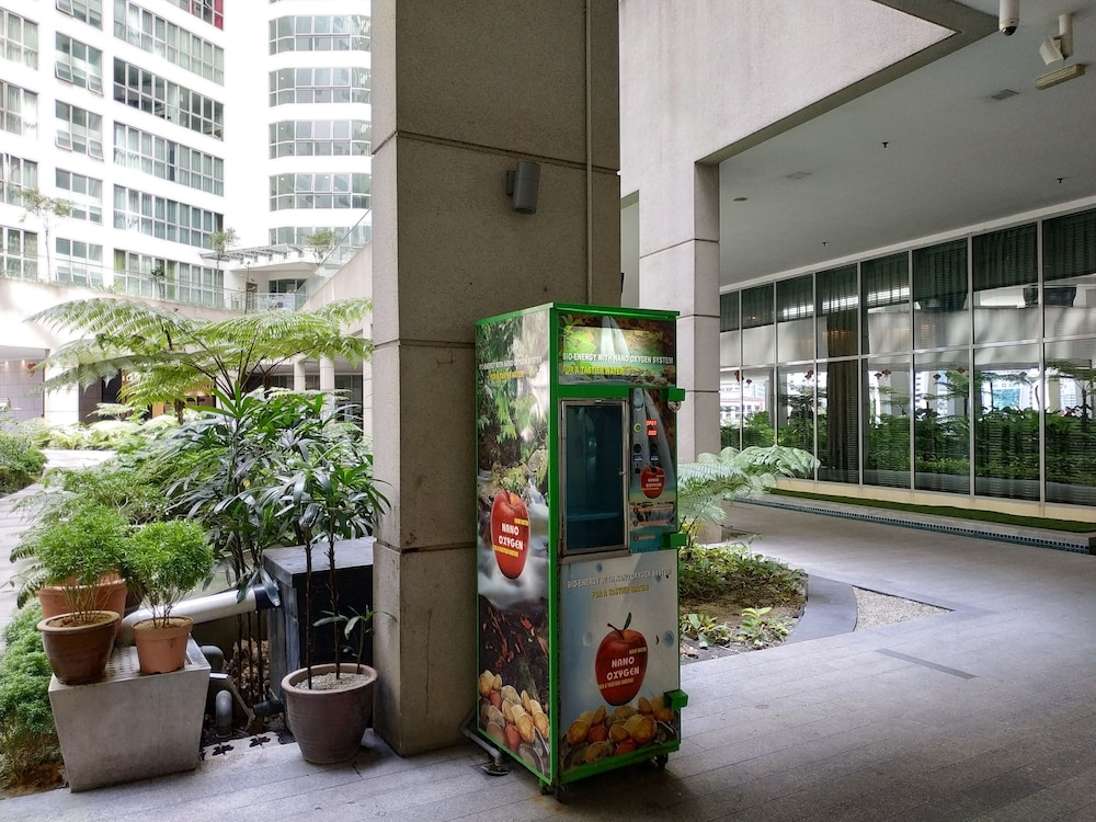 NaiBnB @ Regalia Residence