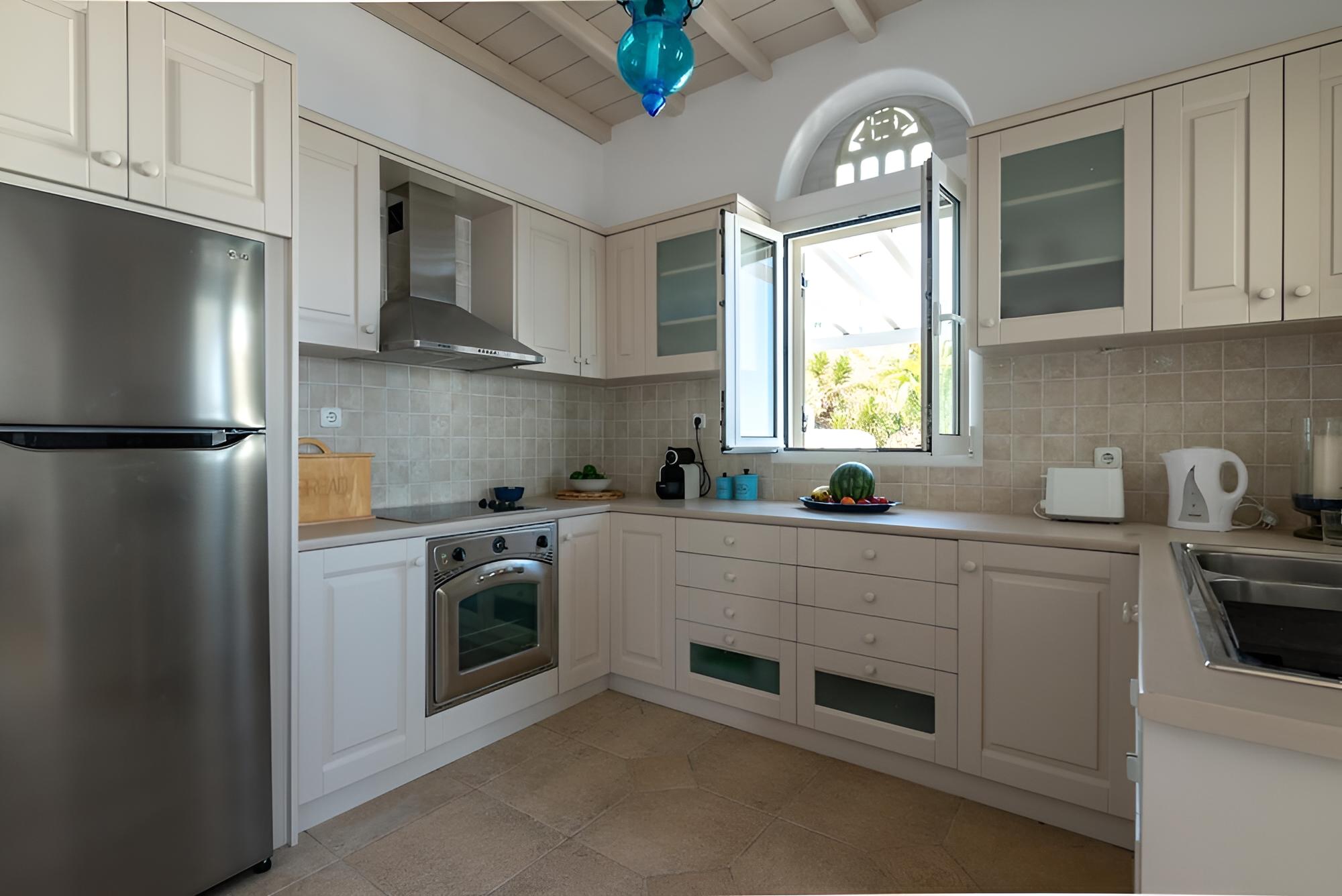 La Chapelle Est Grand Suite in Tinos photo 5