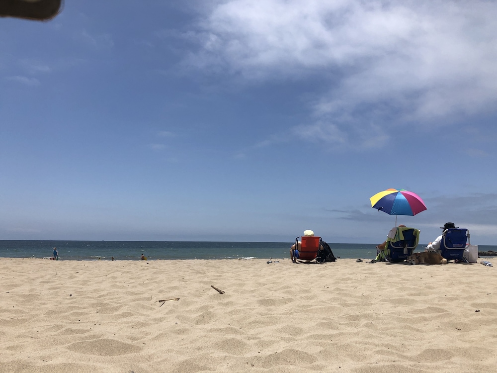 The Shores Inn and Beach Houses