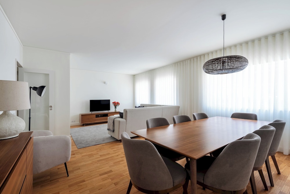 Acm021 Bombarda Homes, Spacious 3BR for Families
