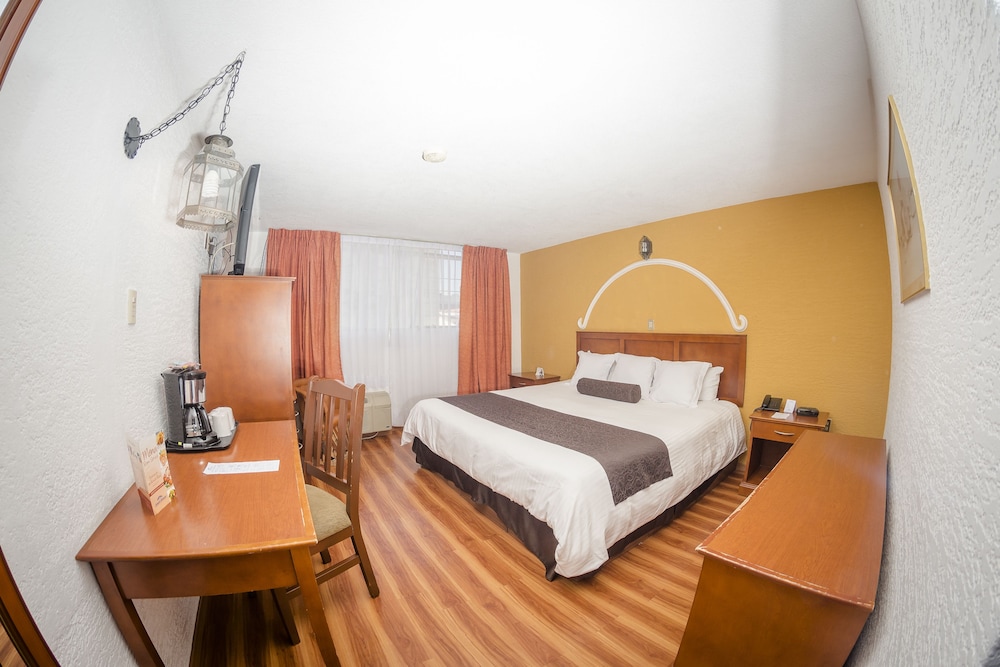Howard Johnson Calle Real Morelia - Property Image 46