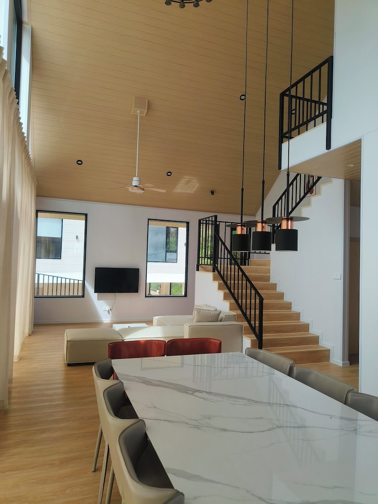 The Pampines Villa