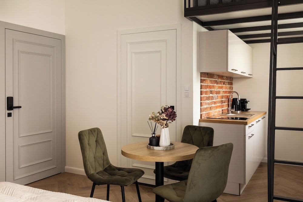 OLD TOWN Charm & Chic by Downtown Apartments