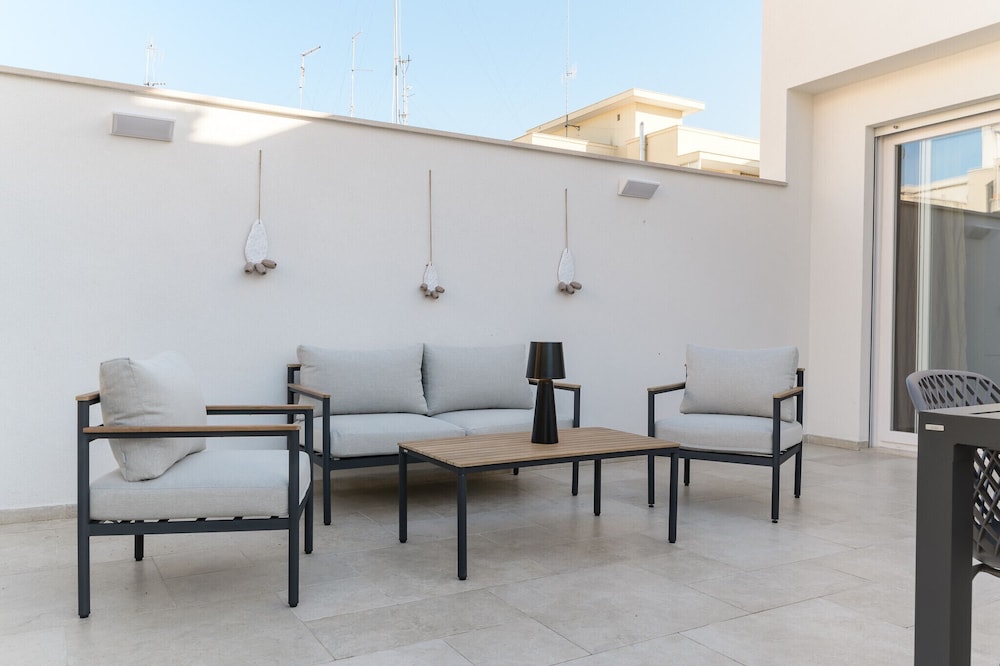 Palazzo Murat - Penthouse Apartment With Terrace by Wonderful Italy