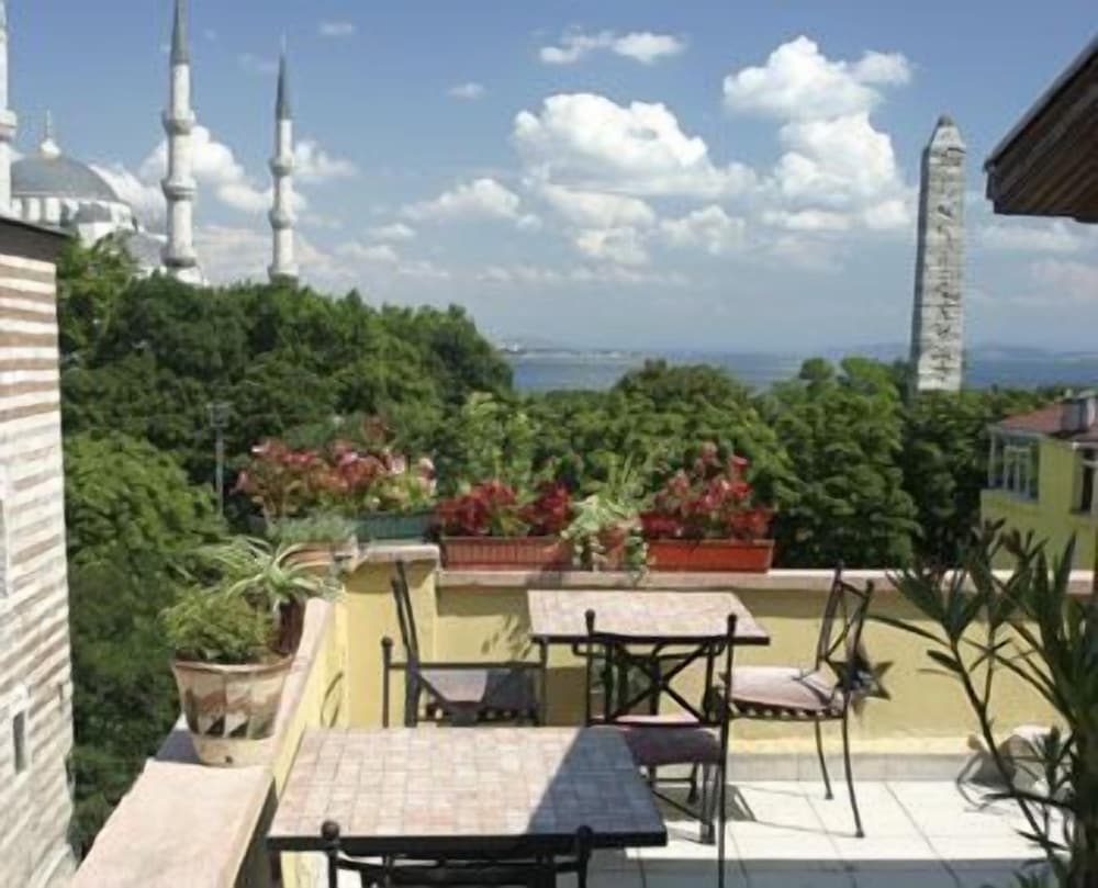 Hotel Turkoman becomes Turkoman Otel. - Image 14