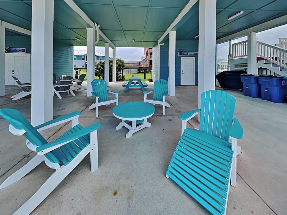 Inn at Bleu Estuary by Miss Kitty’s