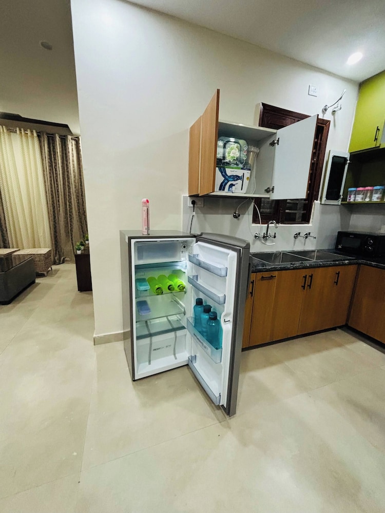 Stay Royal BNB - Luxury Villa