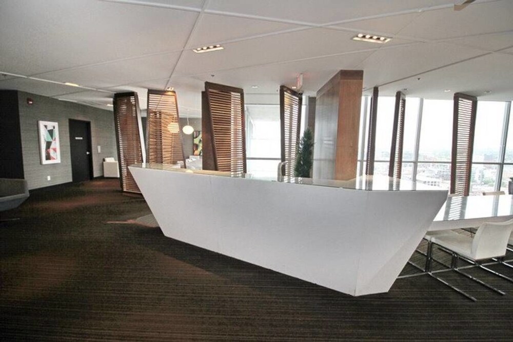 Presidential 1 Bedroom Condo across CN Tower - Image 2