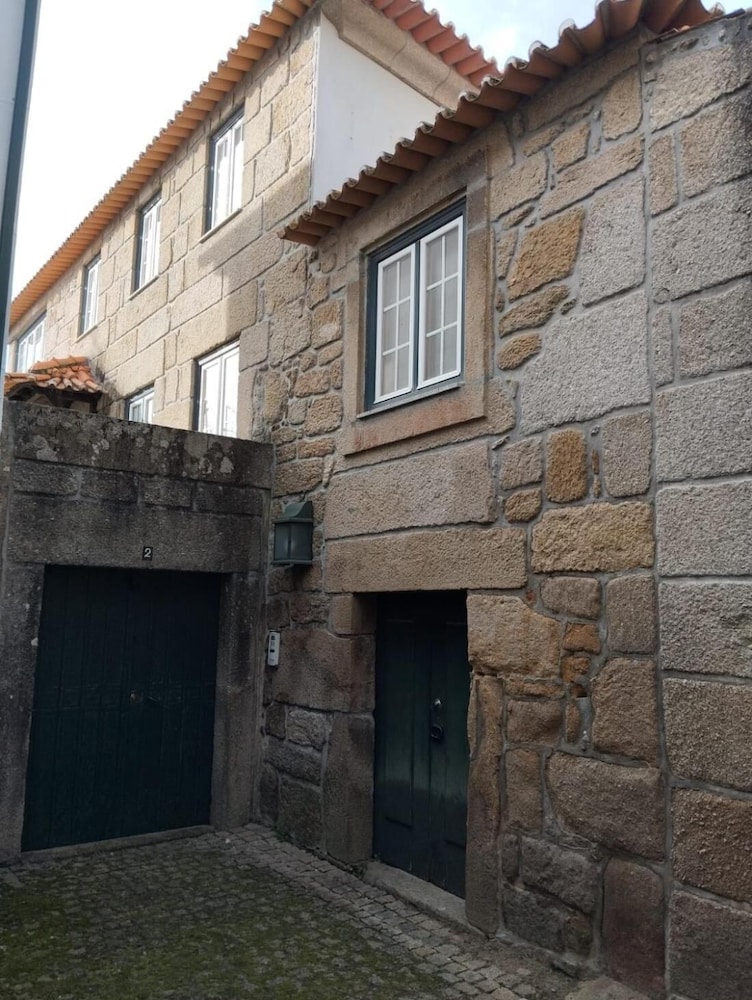 Casa dos Livros - Guest House