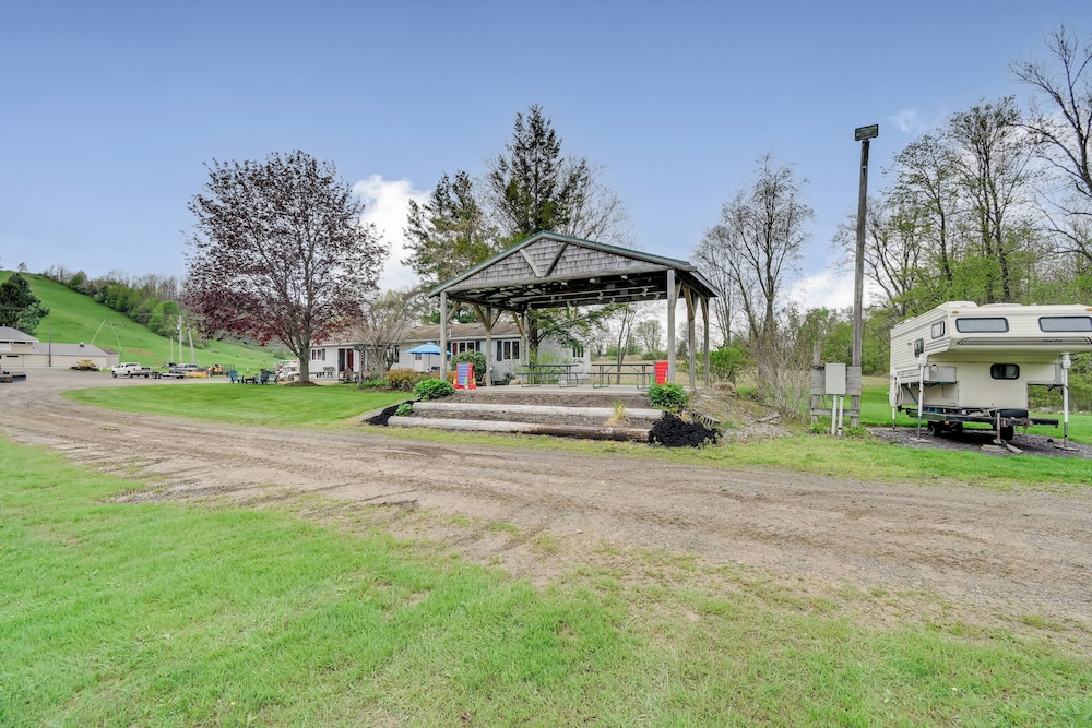 Fishing Pond & Spacious Yard: Quiet Home in Sodus!