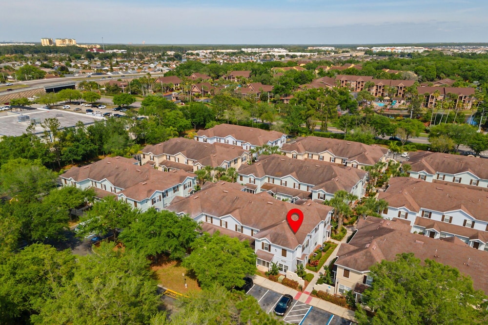 Lucaya Vacation Homes