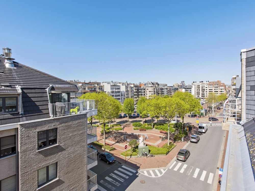 Nice Duplex Located in the Market Square