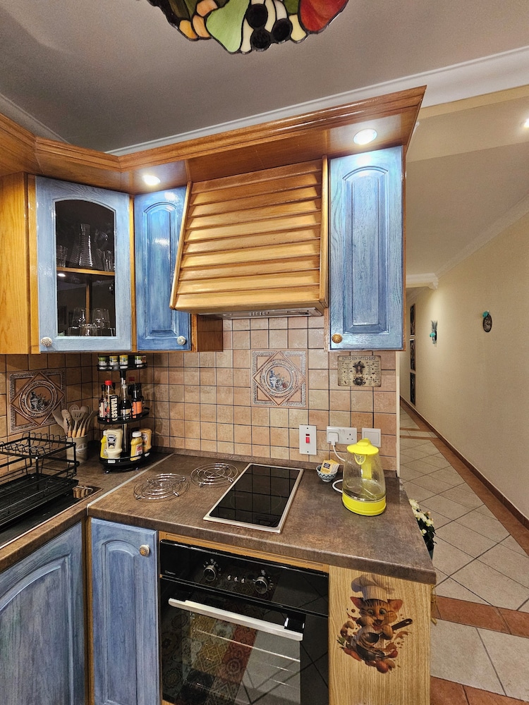Country View Apartment