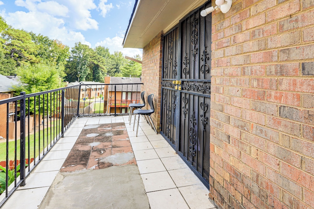 Easy ATL Access: Suburban Home Base w/ Patio
