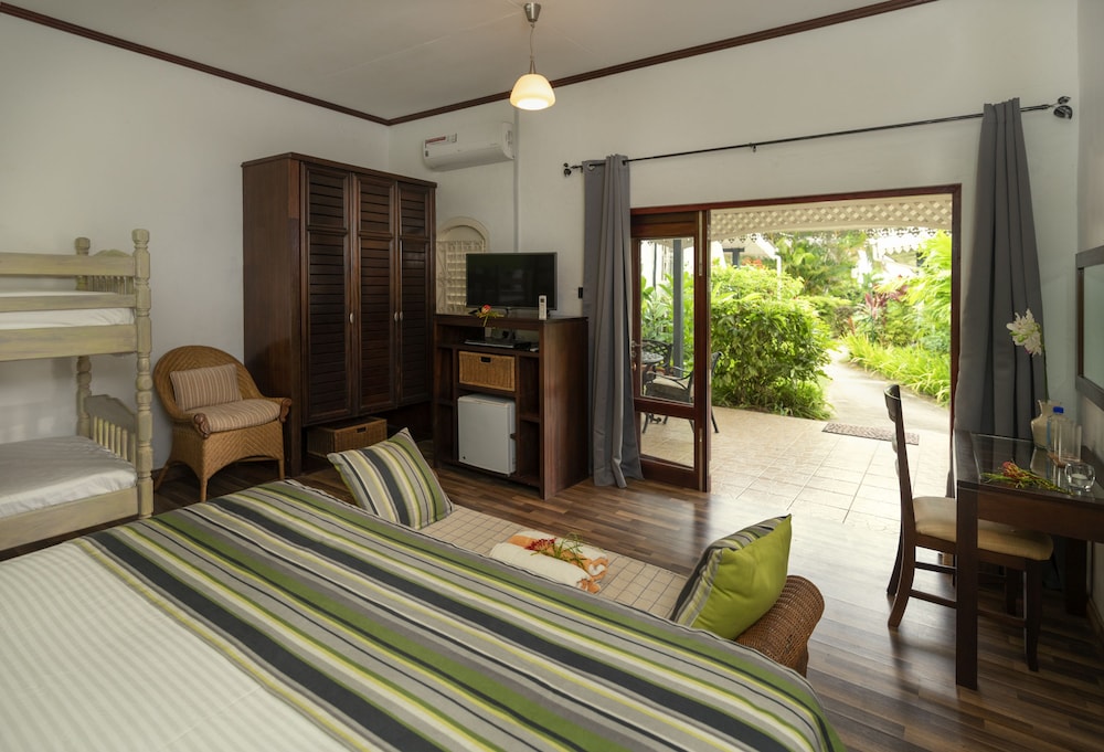 Auberge Chez Plume