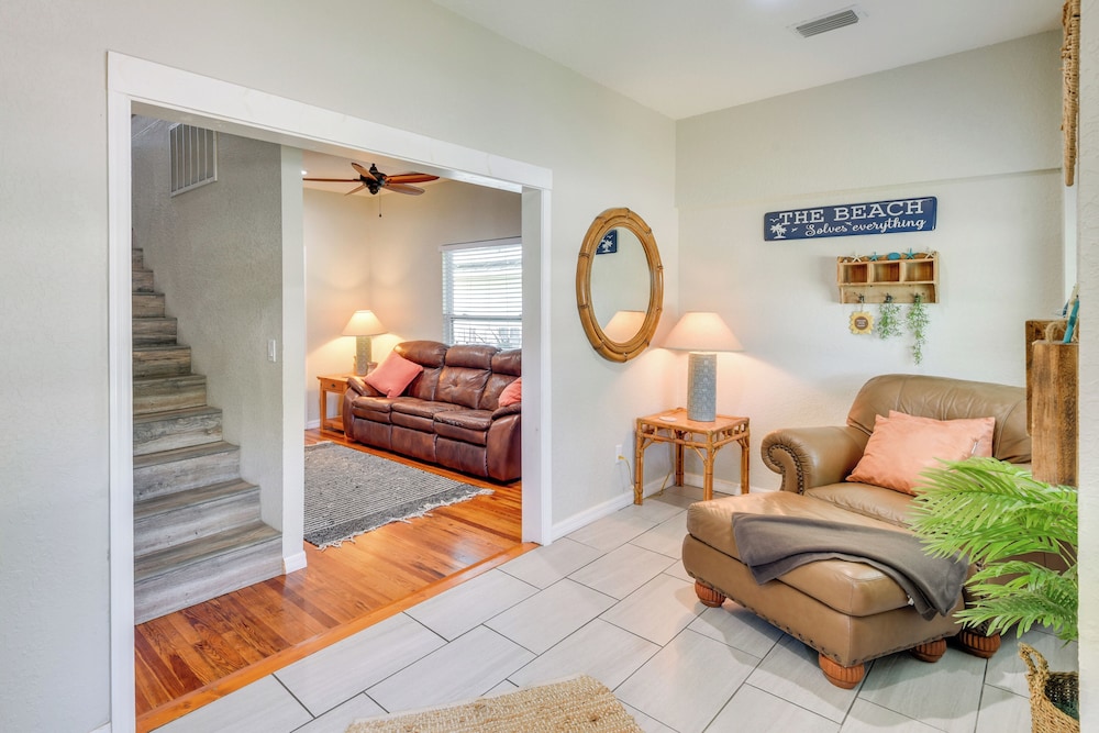 2 Blocks to Canal St: New Smyrna Beach Home