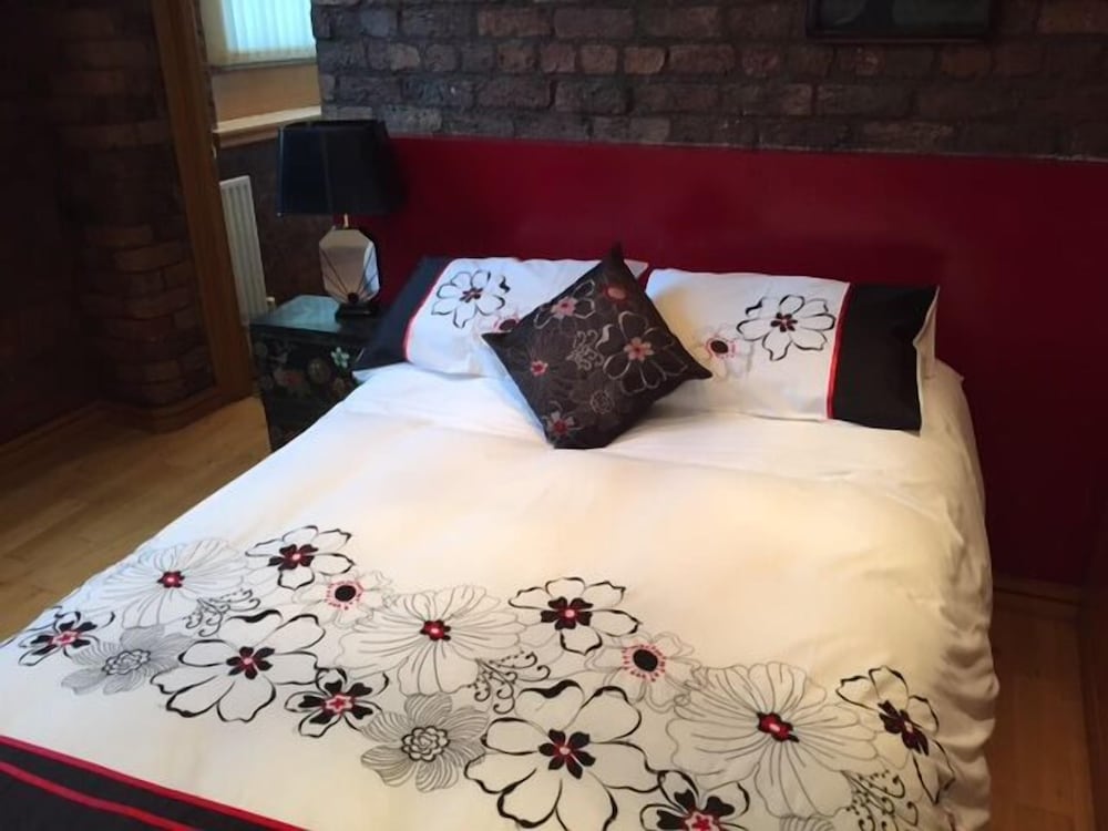 Trafalgar Warehouse Apartments view 5