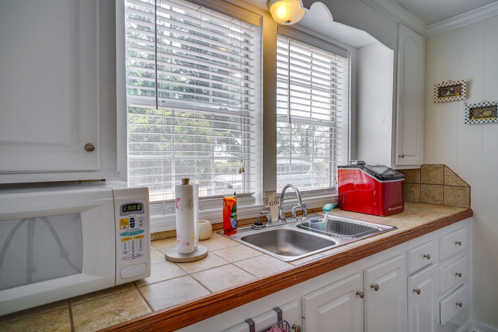 Lakefront Jonesville Cabin w/ Dock  Fire Pit! - Property Image 21