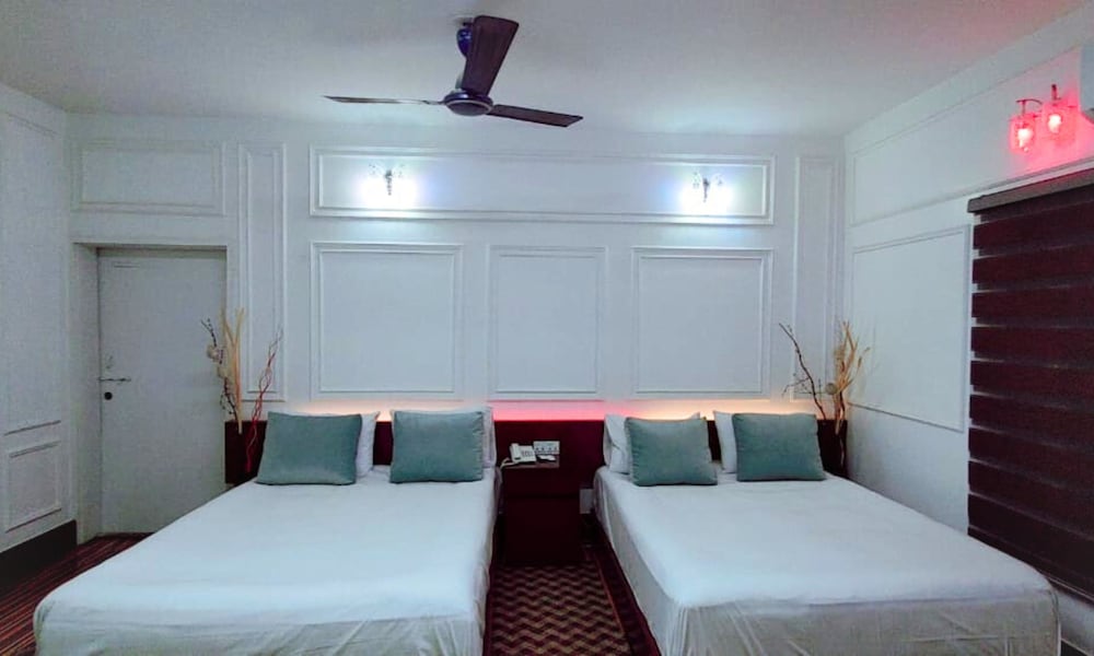 Rezala Restaurant Catering & Residence