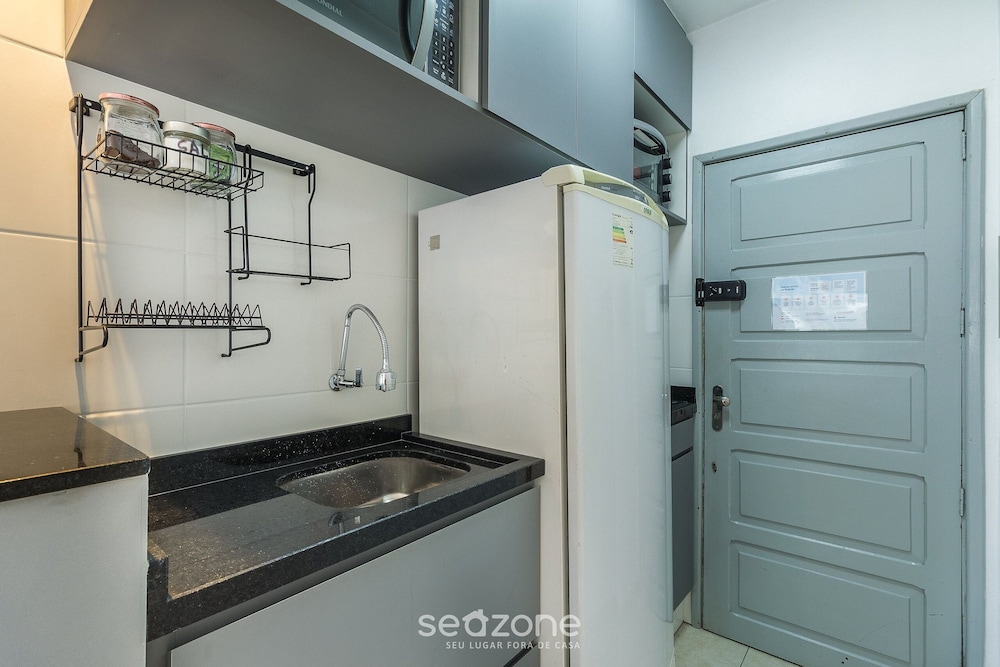 Studio in the Historic Center of PoA Ccf1410