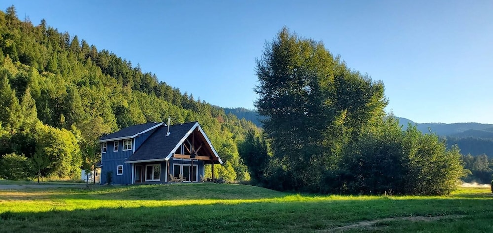 Quail Run River View Cottage