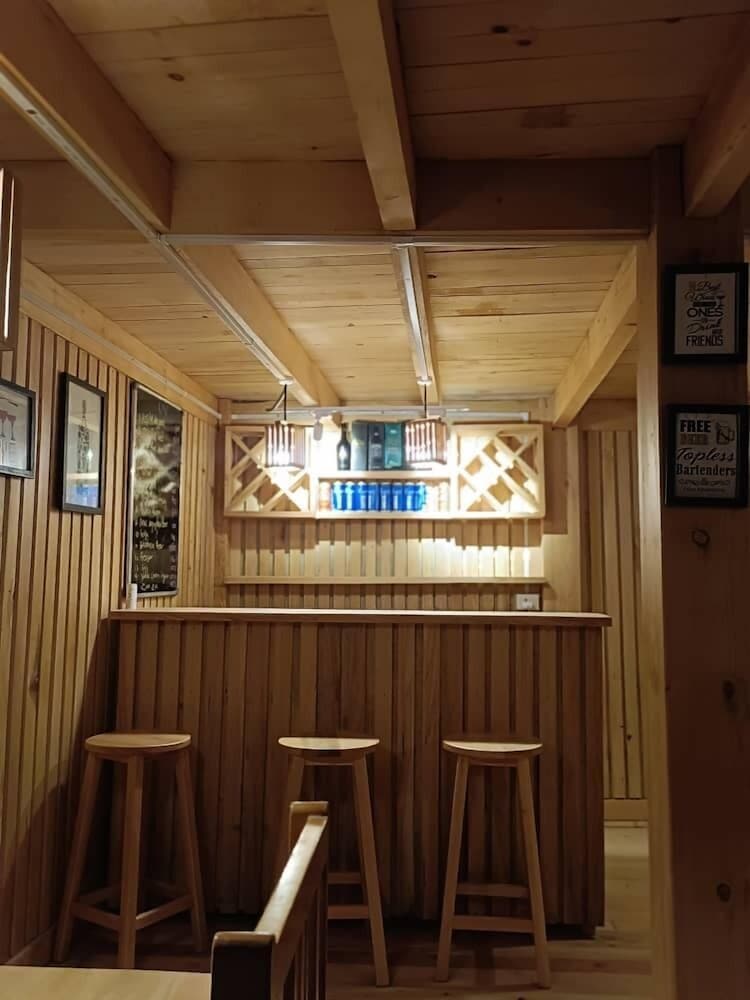 UV INN