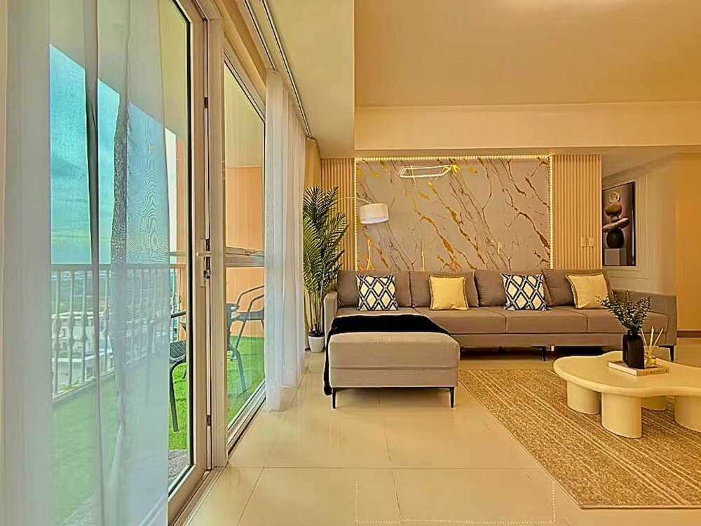 Live Luxury Living at BGC Venice