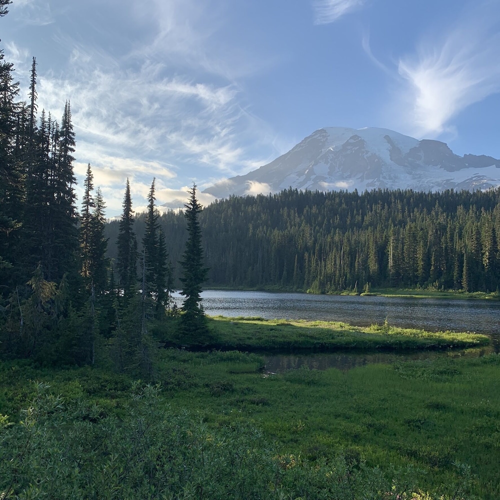 Mountain Meadows Inn