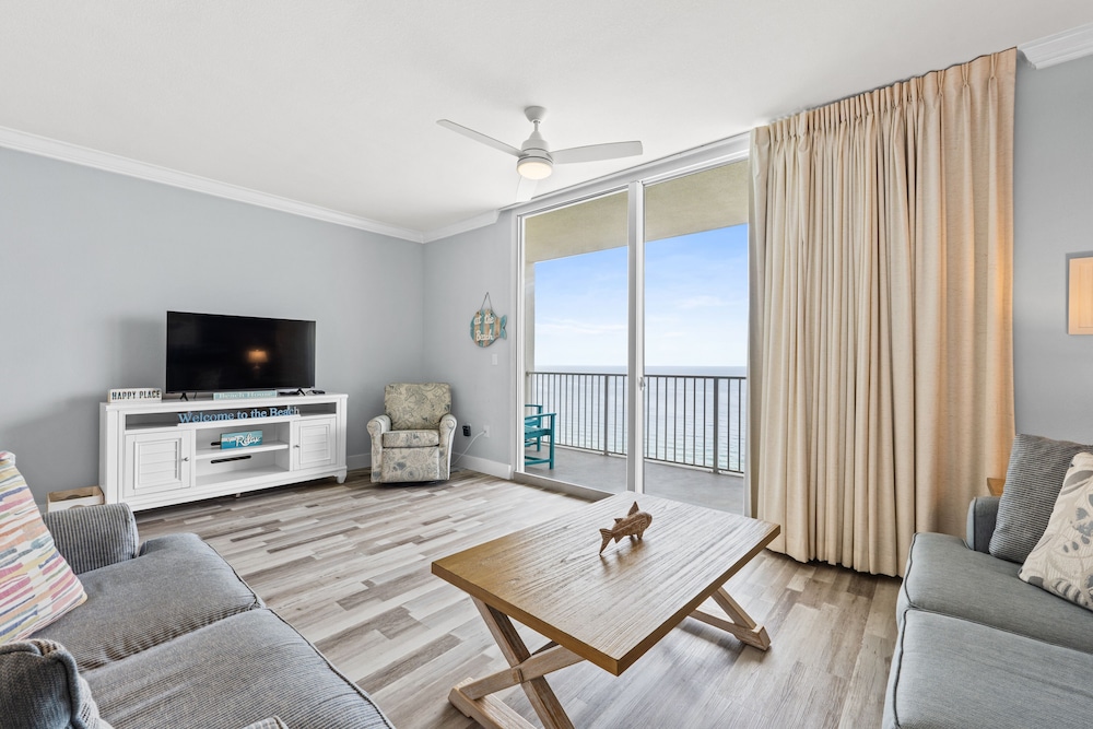 Tidewater by Book That Condo