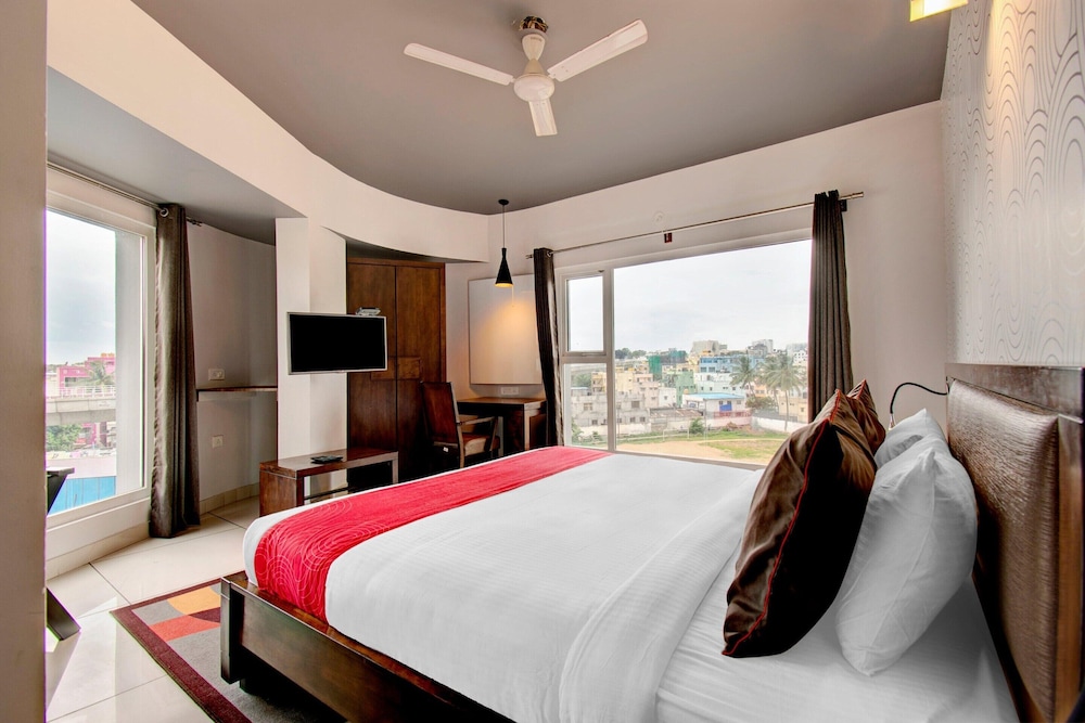 Elite Stays at Ulsoor Near Halasuru Metro Station