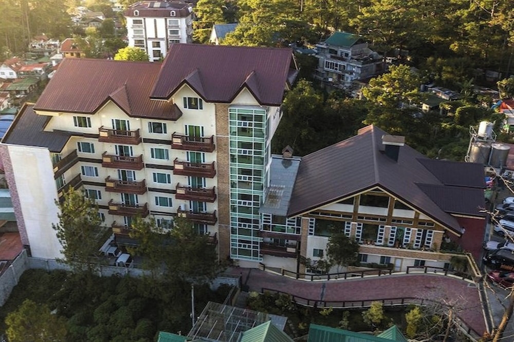 Ridgewood Hotel Baguio Near The Mansion