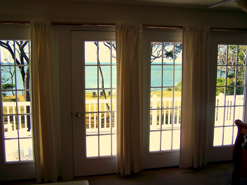 The Baywood Bed & Breakfast view 5