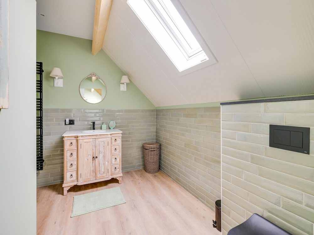 Lush Holiday Home in Limburg With Jacuzzi