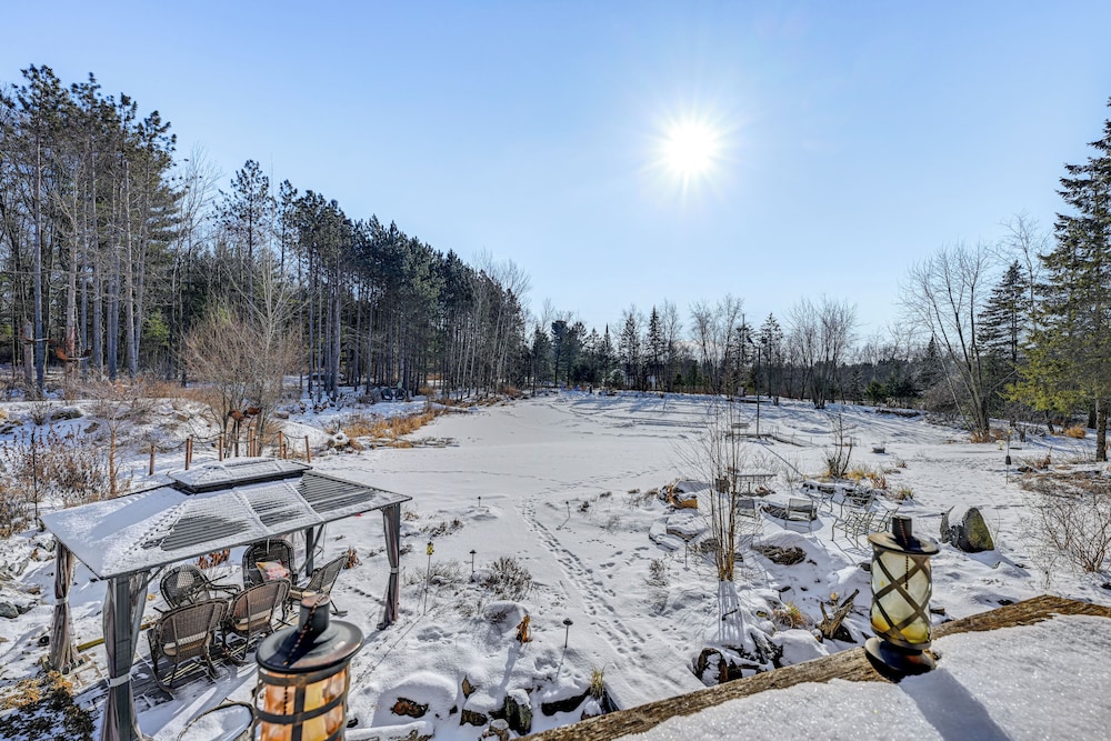 Hot Tub & Private Sauna: Wausau Family Home