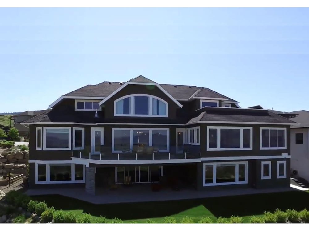 Skyhouse