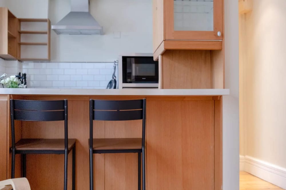 Lovely 1 Bedroom With Patio - 10 Mins From Hyde Park