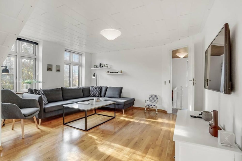 Captivating 4-bed Villa in Idestrup