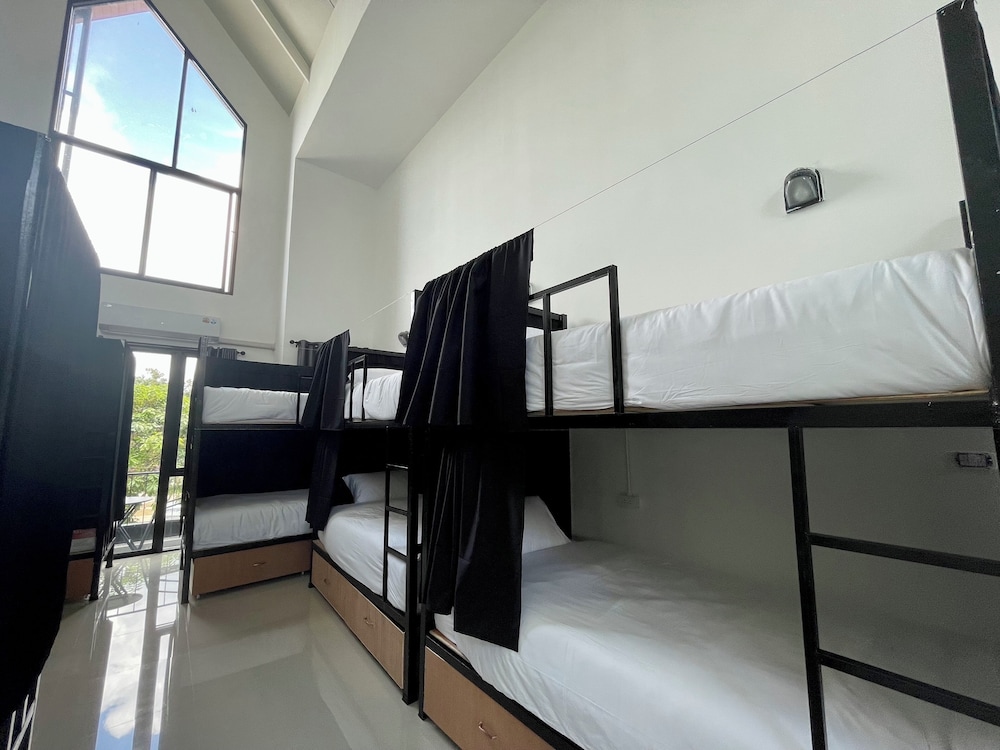 Global Beach Hostel - Ao Nang