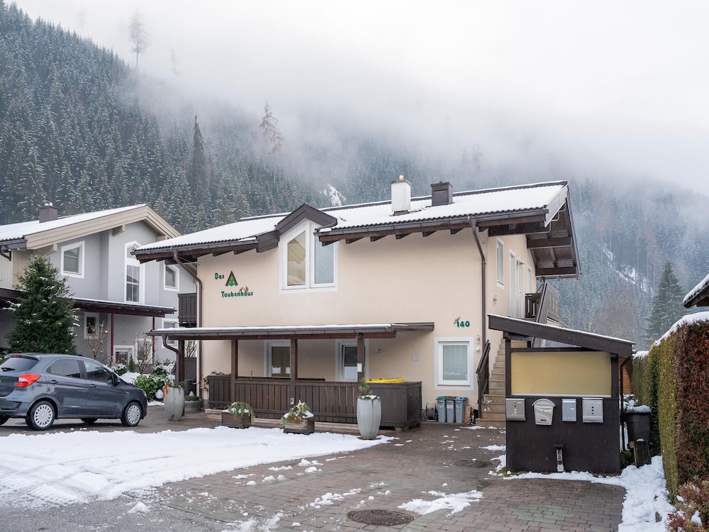 Garden Apartment Near Wildkogel Ski-lift