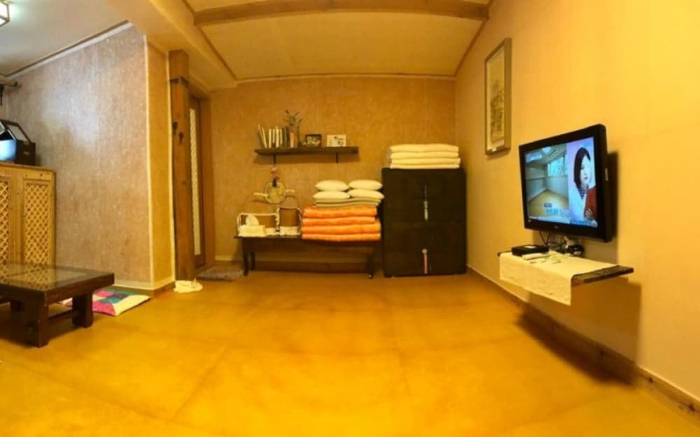 Photo 50