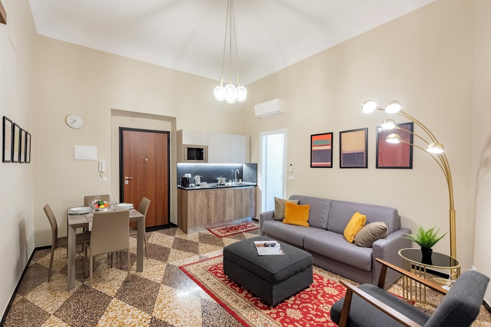 Lovely Flat In Genova Historic Center Apartments