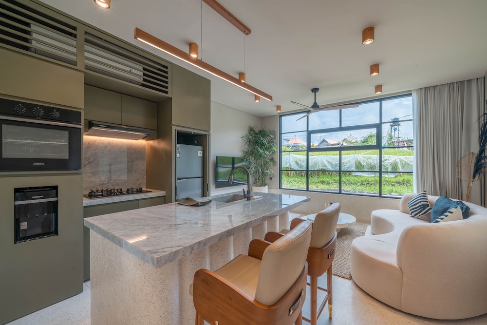 Vesna Townhouse 1 view 5