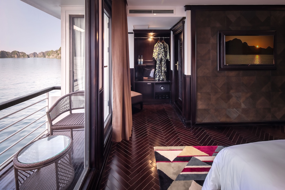 Ambassador Cruise Halong Bay - Image 4
