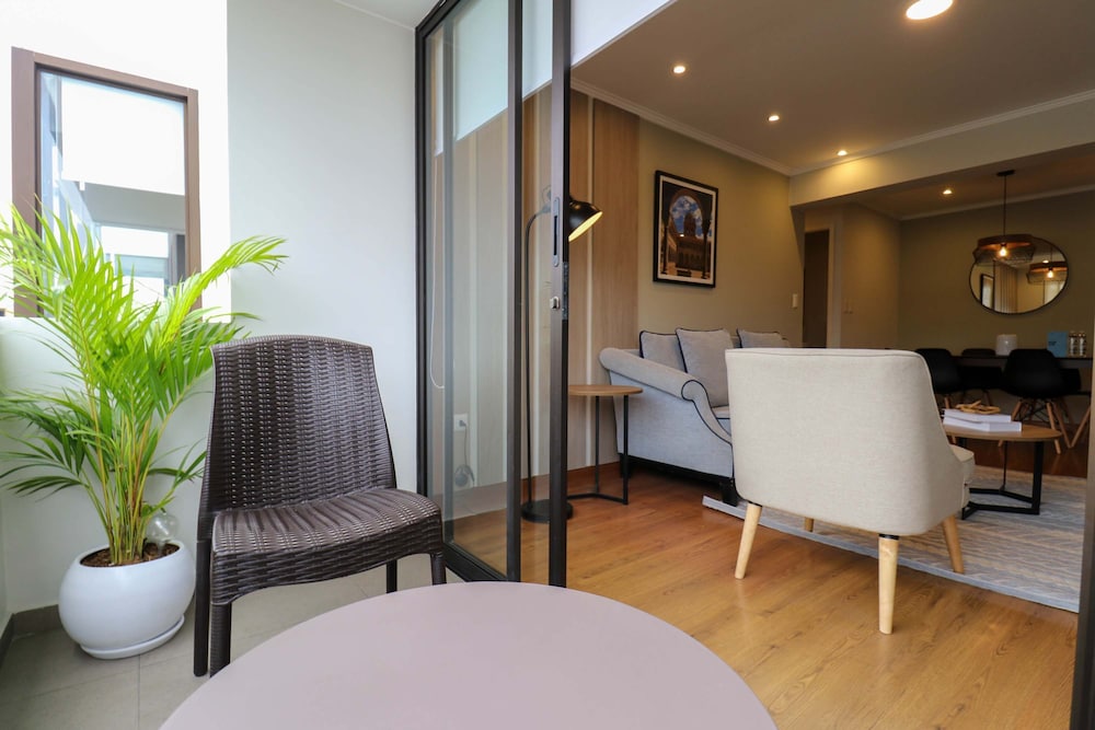w Magnificent 3BR in the Heart of Barranco