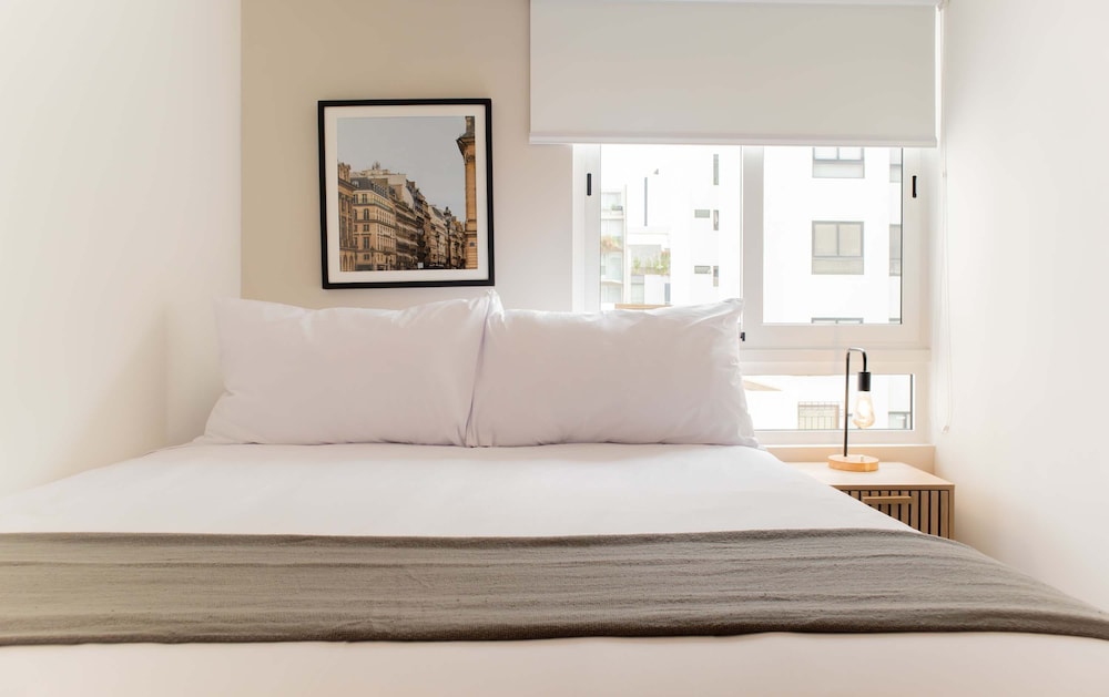 w Comfortable 2BR Stay in Miraflores