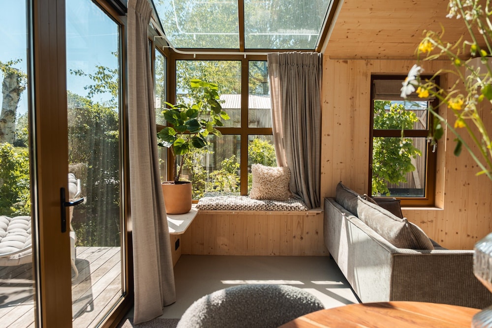 Holiday Home in Friesland With Greenhouse Charm