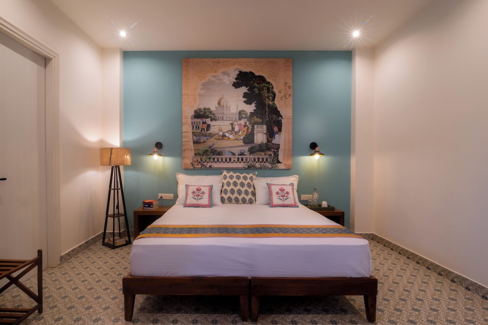 Inara House