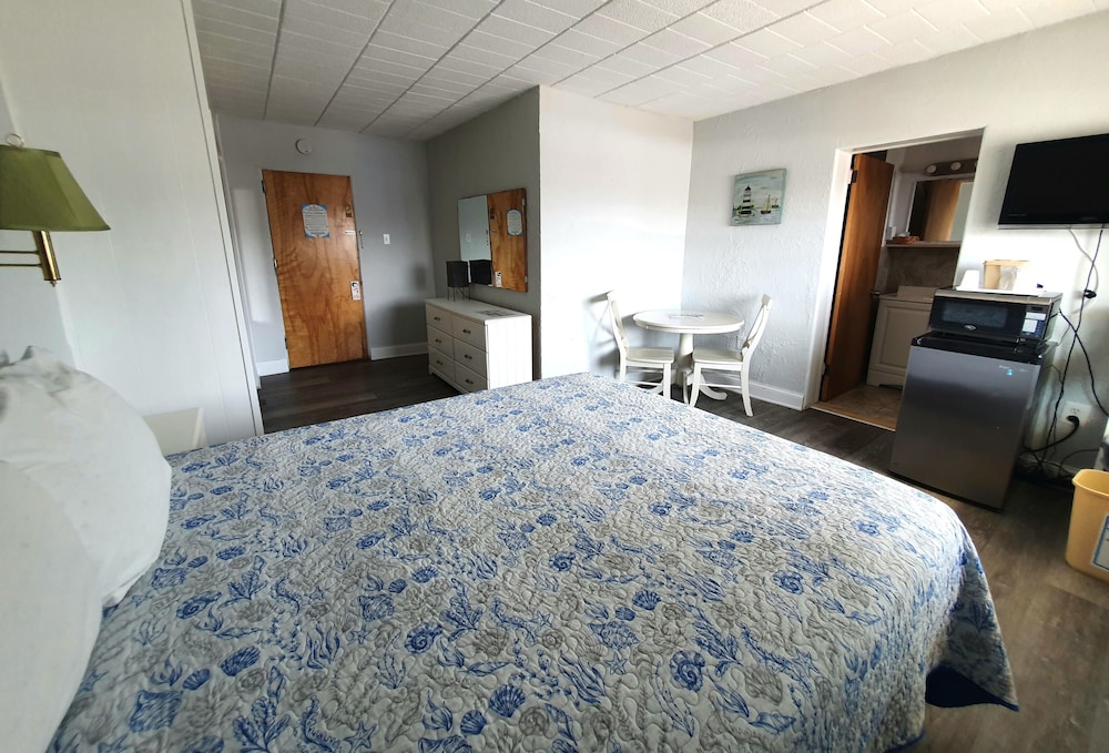 The Coral Sands Motel