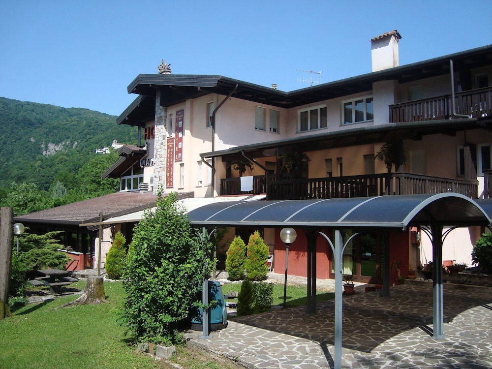 Hotel Natisone
