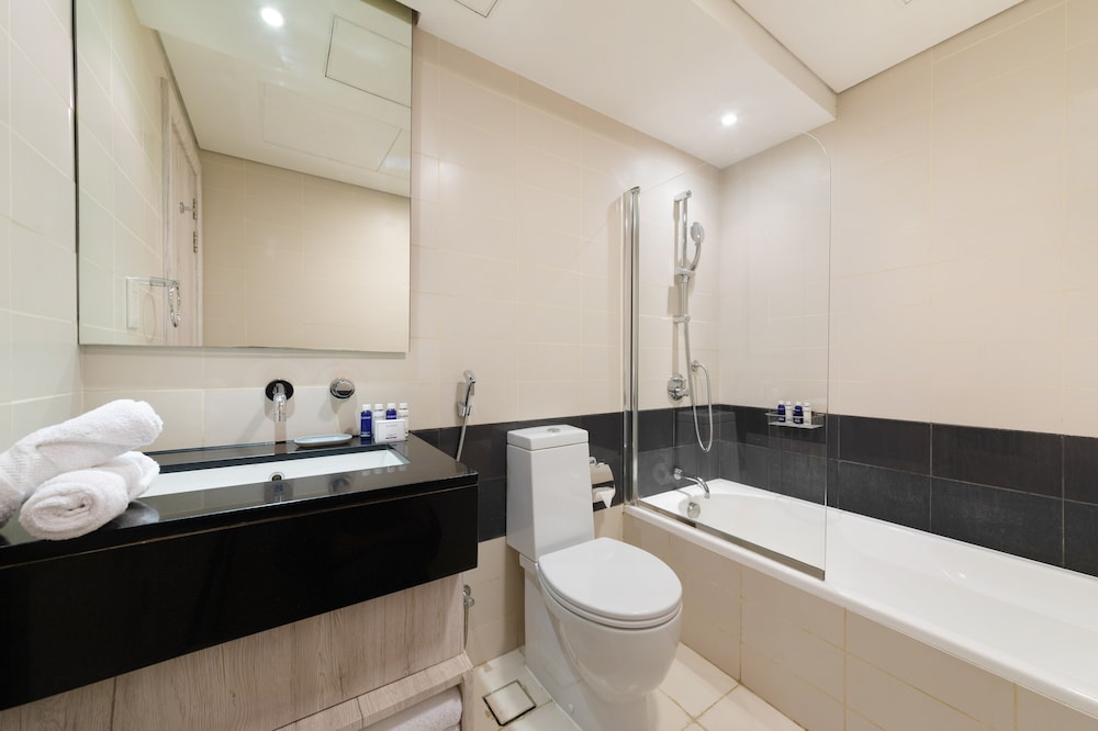 Maison Privee - Central Dubai Apt w/Danish Twist & Burj Khalifa Vws
